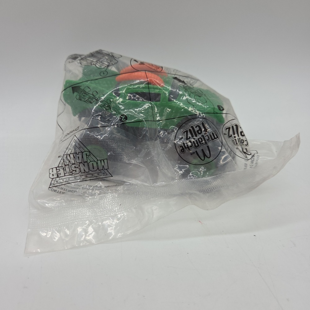 NEW 2016 McDonald's Monster Jam Green DRAGON Happy Meal Toy Argentina Release